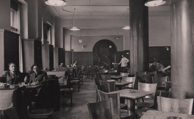 Kavarna hotela Evropa med obema vojnama. FOTO: Zgodovinski arhiv Celje