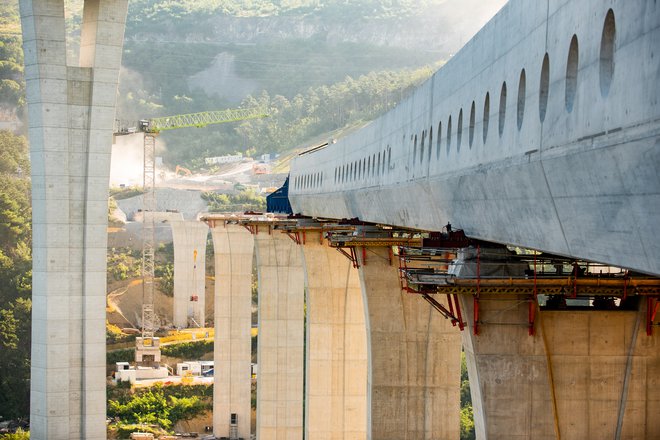 Viadukt Gabrovica v dolžino meri 416 metrov. FOTO: 2TDK