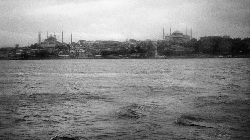 Fotografija: Starodavna mesta, kot je Istanbul, so bila že v antiki prostori svobode, torej so za tisočletje prehitela srednjeevropski koncept, ki je zaživel v visokem srednjem veku, pravi Oto Luthar. FOTO: Manca Juvan