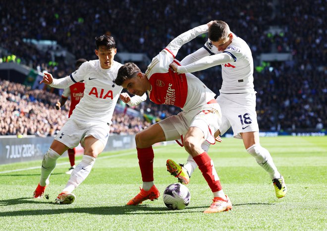 Derbi je bil 60 minut povsem v znamenju Arsenala, nato je Tottenham prevzel pobudo. FOTO: Paul Childs/Reuters