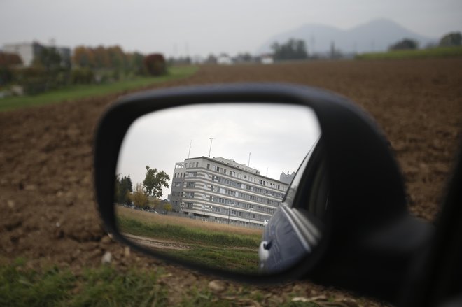 Odnos med Knovsom in Sovo je v zadnjih tednih napet. FOTO: Blaž Samec/Delo