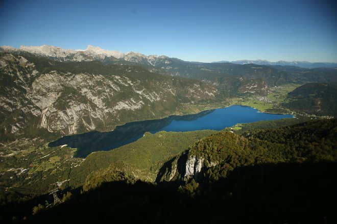 Pot se začne v Kranjski Gori, nadaljuje proti Radovljici ter mimo Pokljuke zavije do Bohinja FOTO: Jure Eržen