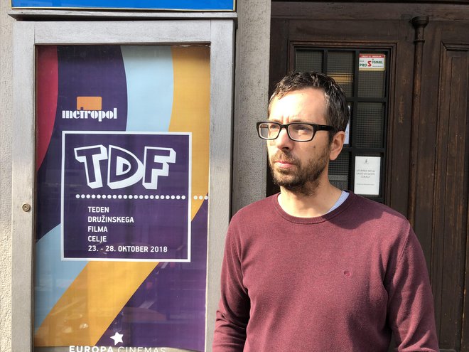 Programski vodja <em>Tedna družinskega filma</em> in Mestnega kina Metropol Samo Seničar: »Radi bi spodbudili dialog o življenju, kulturi, problemih, s katerimi se soočajo otroci in mladi. Pa tudi starejši v odnosu do mladih.« FOTO: osebni arh