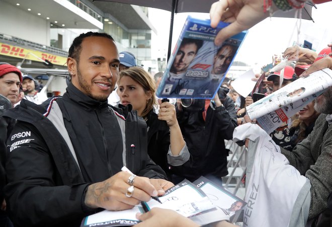 Lewis Hamilton je v Mehiki zmagal samo enkrat, si je pa tam zagotovil zadnja naslova svetovnega prvaka.<br />
FOTO: Reuters