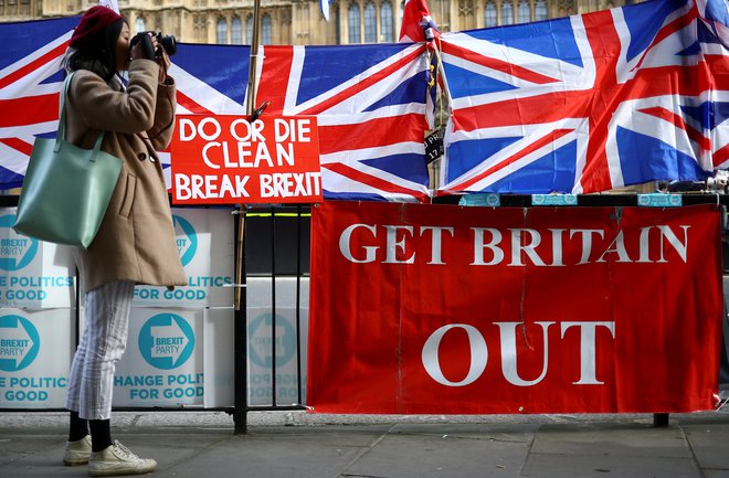 Predčasne volitve bi se lahko hitro spremenile v <em>de facto</em> drugi referendum o izstopu Združenega kraljestva iz EU. Foto Reuters