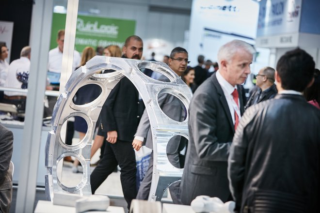 Na sejmu Aluminium v Düsseldorfu ne manjka nihče, ki deluje v aluminijski industriji. Foto Messe Düsseldorf