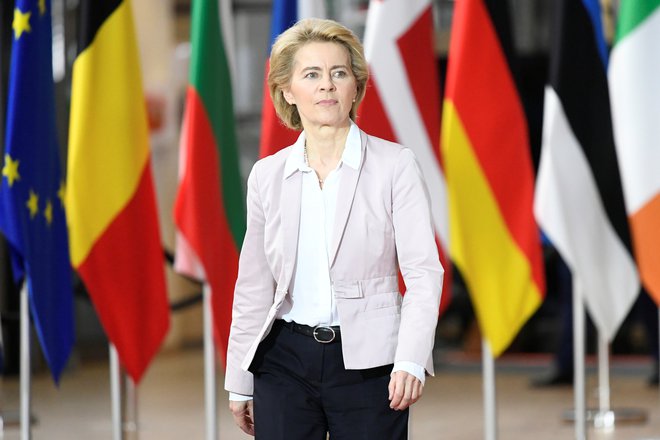 Pri Ursuli von der Leyen je zamuda kočljiva, ker se mora EU ukvarjati s številnimi težavami in nesoglasji, od brexita do prihodnjega sedemletnega proračuna. FOTO: Piroschka Van De Wouw/Reuters