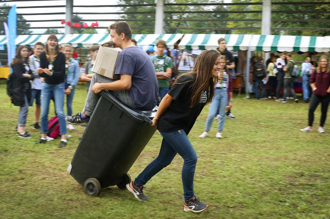 Tisti, ki organizirate vadbo za zdravje, in prireditelji množičnih rekreativnih prireditev, na vaši strani sem. FOTO:&nbsp;Leon Vidic/Delo