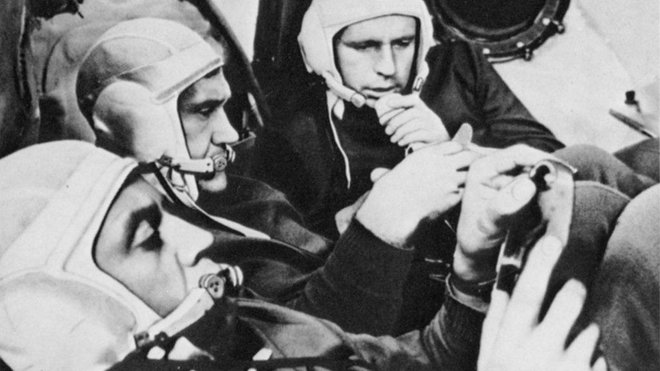Na krovu zadnjega od treh plovil, Sojuza 7, so bili trije kozmonavti: Anatolij Filipčenko, Vladimir Volkov in Viktor Gorbatko. Foto Roskozmos