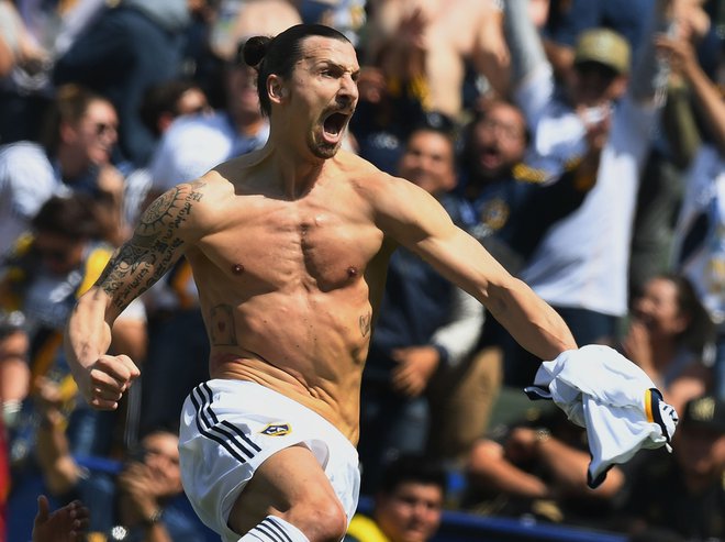 Zlatan Ibrahimović je ob odhodu iz Los Angelesa Američanom sporočil, da lahko zdaj spet gledajo bejzbol. FOTO: AFP