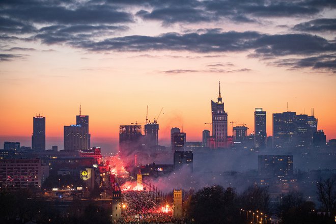 Poljaki so prejšnji teden spektakularno proslavili dan neodvisnosti, spektakularno naj bi bilo tudi na drevišnji tekmi s Slovenijo. FOTO: Reuters