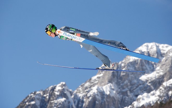 Timi Zajc je bil v prejšnji zimi kot skupno deveti najvišje uvrščeni slovenski smučarski skakalec v svetovnem pokalu. FOTO: Borut Zivulovic/Reuters