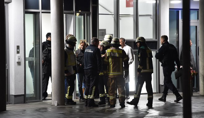 Motiv incidenta še ni znan. Berlinska policija je objavila, da uboj preiskuje &raquo;v vseh smereh&laquo;. FOTO: Paul Zinken/DPA/AFP