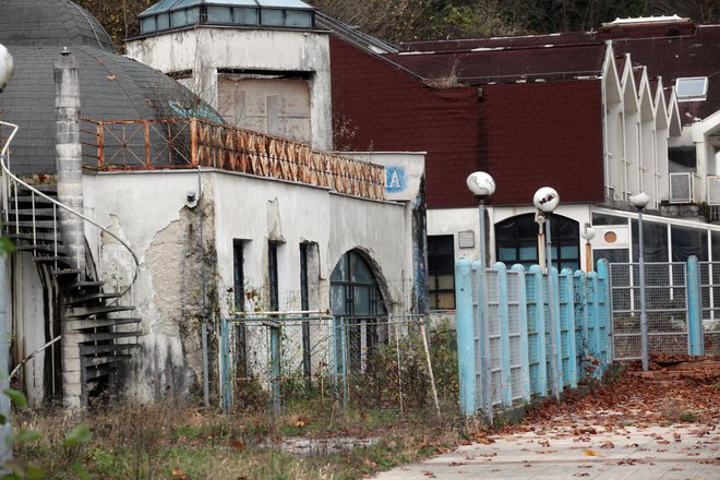 Propadajoče Medijske toplice: danes dan D za Alos. Foto Mavric Pivk/Delo