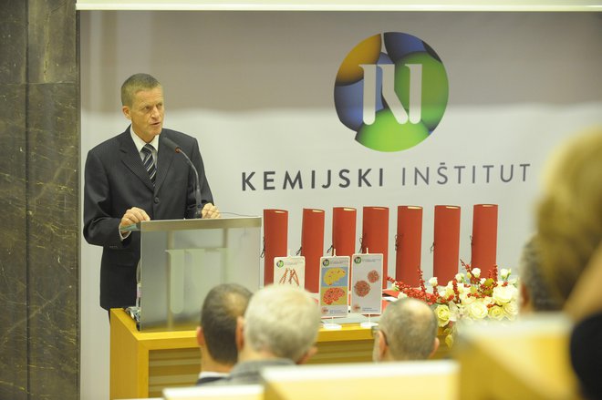 Dr. Zoran Stančič, vodja predstavništva evropske komisije v Sloveniji, je na podelitvi poudaril pomen odličnosti, odprtosti in povezovanja znanosti. Foto Bojan Radin