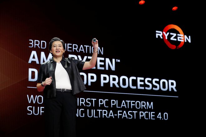 Lisa Su, predsednica AMD, je v začetku leta osebno predstavila tretjo generacijo procesorja Ryzen. FOTO: Reuters