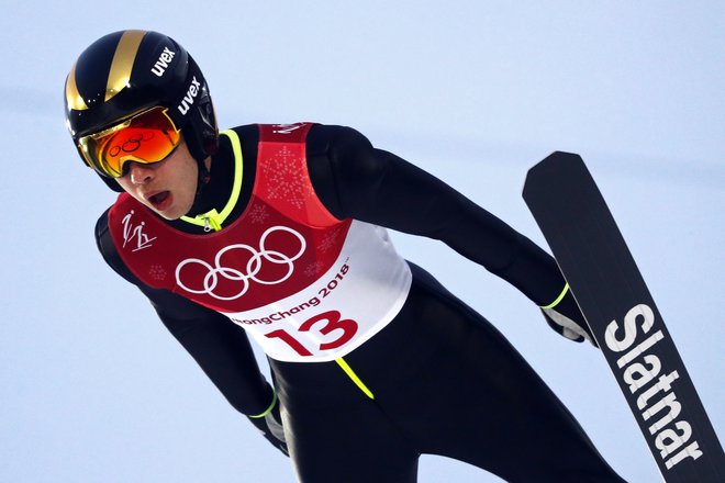 Vid Vrhovnik si je v prejšnji zimi priskakal in pritekel 20 točk, s katerimi je v skupni razvrstitvi za svetovni pokal končal na 55. mestu. V novi sezoni meri višje. FOTO: Reuters