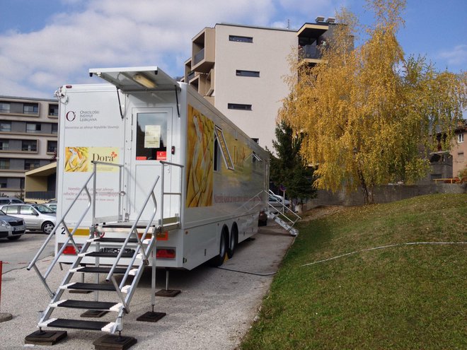 Mobilna enota Dora bo v Idriji do sredine februarja. FOTO: ZD Idrija