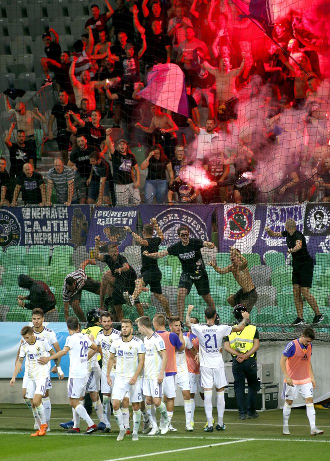 Zadnji derbi sezone bo v 30. kolu v Stožicah, kjer je Maribor jeseni premagal Olimpijo s 4:2. FOTO: Roman Šipić/Delo