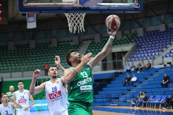 Andrija Stipanović in soigralci so v tej sezoni že dvakrat ugnali Budućnost. Foto ABA