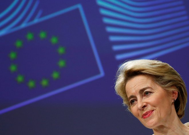 Ursula von der Leyen je prepričana, da lahko EU z zeleno preobrazbo okrepi svoje gospodarstvo. FOTO: Reuters