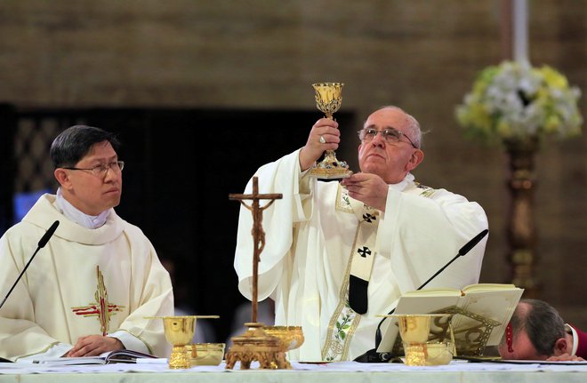 Luis Antonio Tagle bo v Rimu vodil enega najvplivnejših vatikanskih uradov. FOTO: Romeo Ranoco/Reuters