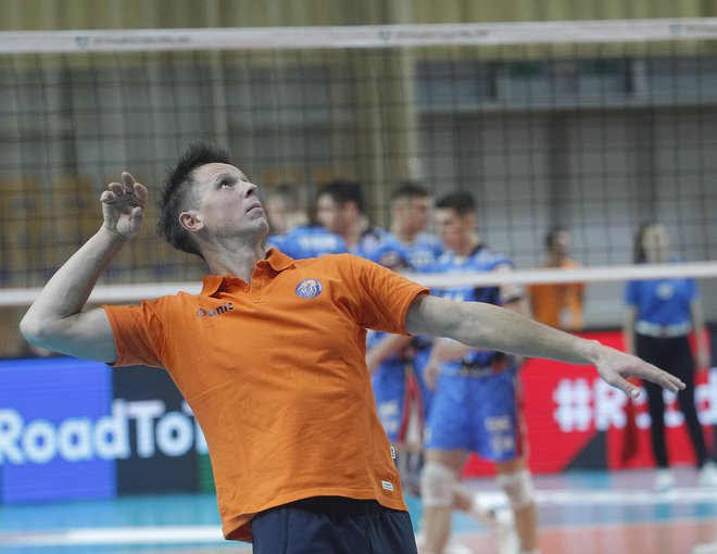 Trener ACH Volleyja Matija Pleško je lahko slavil veliko zmago. FOTO: Mavric Pivk/delo