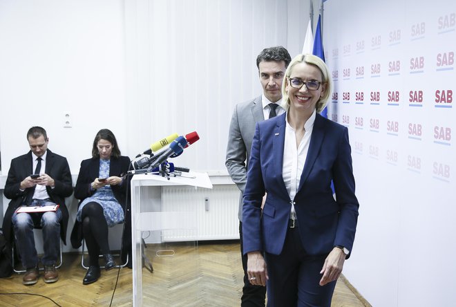 Kandidatka je prejšnji teden tudi uradno vložila vlogo za slovensko državljanstvo. FOTO: Jože Suhadolnik/Delo