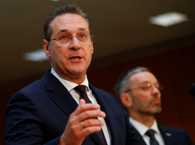 V vodstvu svobodnjakov so prepričani, da za ustanovitvijo odpadniške stranke ne stoji nihče drug kot diskreditirani Heinz-Christian Strache. FOTO: Reuters