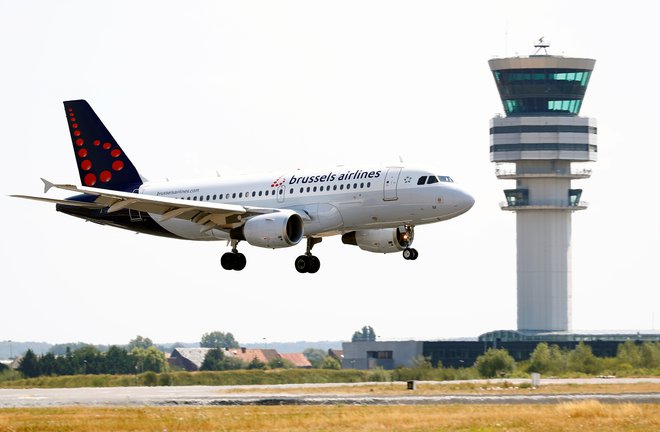 Brussels Airlines je član skupine Lufthansa in je v Ljubljano začel voziti v začetku novembra po propadu Adrie Airways. Foto Reuters