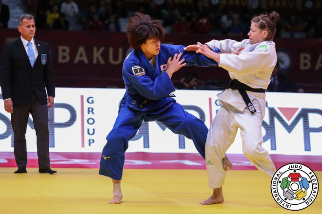 Tina Trstenjak (desno) je na mastersu v Qingdau izgubila dva dvoboja, oba proti Japonkama. FOTO: IJF