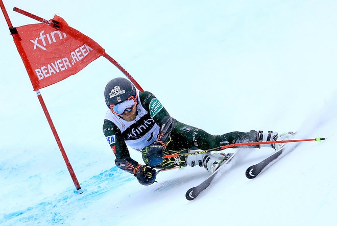 Ameriški alpski smučar Tommy Ford je v veleslalomu največ pokazal po dveh tekmah. FOTO: AFP