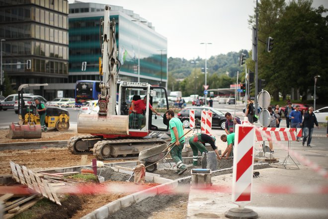 Občine bodo pogajanja z vlado nadaljevale, predvsem za manj zapletene postopke pri sofinanciranju investicij. FOTO: Jure Eržen/Delo