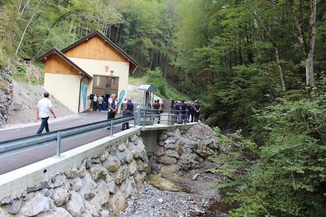 MHE Kneža bo lahko oskrbovala približno 950 gospodinjstev. Foto Blaž Močnik/Delo