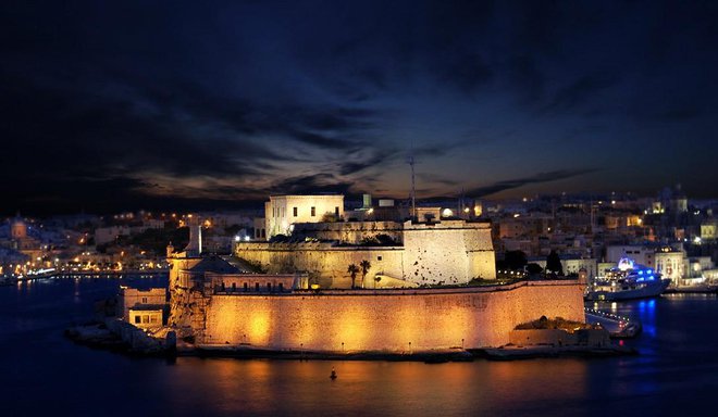 Iz trdnjave Fort St. Angelo, kjer je bil nekoč sedež reda SV. Janeza lahko občuduje pristanišče Grand Harbour, ki je na UNESCO seznamu. FOTO: Malta Toursit Authority