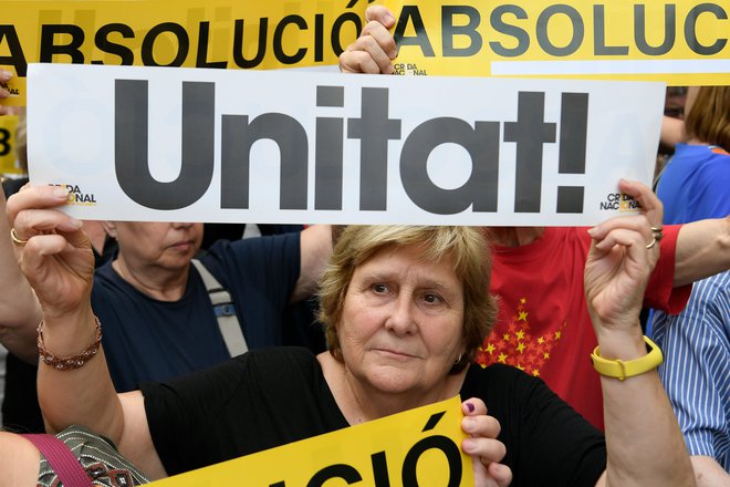 Sodba katalonskim politikom in družbenim voditeljem bo znana jeseni. FOTO: Lluis Gene/AFP