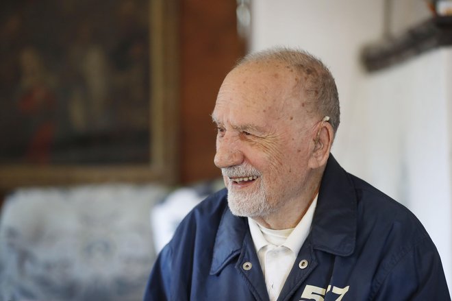 Mako Sajko, slovenski scenarist in filmski režiser. Poljanska dolina, 20. september 2019 Foto Leon Vidic/delo