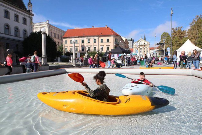 Poleg starejših, mlajših in otrok so se Olimpijskega festivala udeležili tudi ambasadorji, vrhunski športniki in znani Slovenci FOTO: Aleš Fevžer&nbsp;