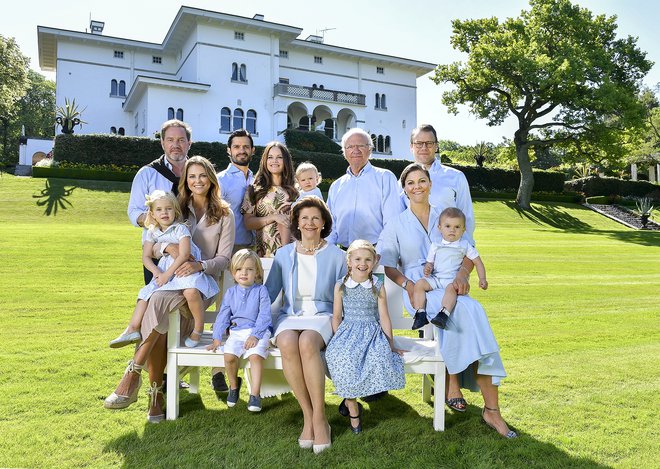 Švedska kraljeva družina leta 2017. FOTO: Švedski kraljevi dvor
