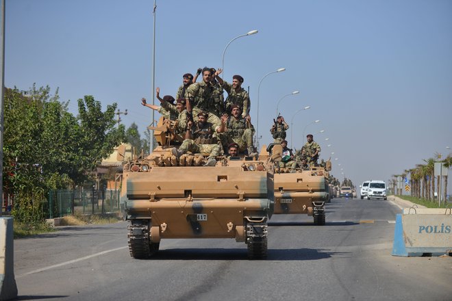 Spopadi so za zdaj omejeni na približno stokilometrski pas med mestom Ras al Ain in Tal Abjad.&nbsp;Foto: Reuters