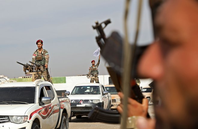 Turčija je invazijo, ki je namenjena razbitju kurdskih ozemeljskih, vojaških in političnih povezav, pripravljala vsaj pol leta. FOTO: Zein Al Rifai/AFP