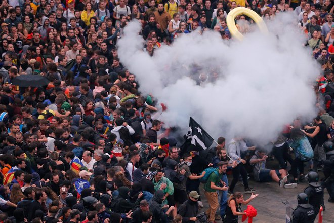 Protesti v Barceloni. Foto: Pau Barrena/Afp