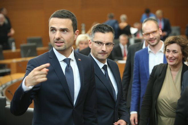 Predsednik Knovsa Matej Tonin opozarja, da bi žvižgač iz Sove informacije lahko posredoval tudi javnosti. FOTO: Jure Eržen