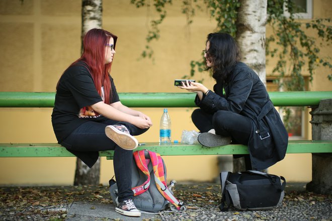 Za 12 poslanskih mest se poteguje le 13 kandidatov. Nad današnjimi volitvami bo bdel nadzornik iz krovne študentske organizacije. FOTO: Jure Eržen/delo