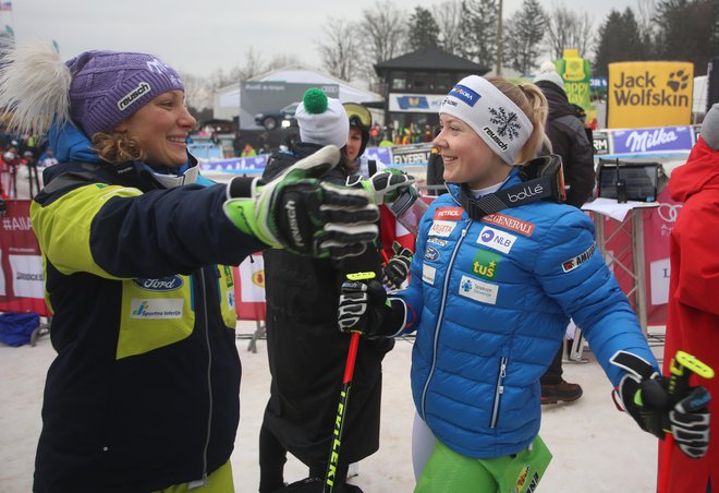 Med slovenskimi dekleti gre v Söldnu, kjer ne bo Ilke Štuhec, največ pričakovati od Mete Hrovat. FOTO: Tadej Regent/Delo