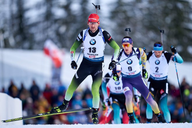 Jakov Fak se je v Avstriji po dobrem letu vrnil med biatlonsko smetano. FOTO: Georg Hochmut/AFP