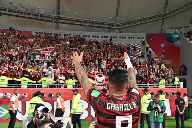 Flamengov napadalec Gabriel Barbosa (Gabigol) je spoznaval značilnosti evropskega nogometa v majici Interja. Brazilci imajo v Katarju odlično podporo rojakov. FOTO: AFP