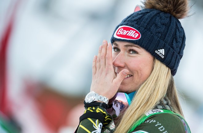 Mikaela Shiffrin se je po včerajšnji zmagi na veleslalomu v Lienzu na večni lestvici prebila na 2. mesto, pred njo je le še Lindsey Vonn (82). Shiffrinova ima 64 zmag. FOTO: AFP