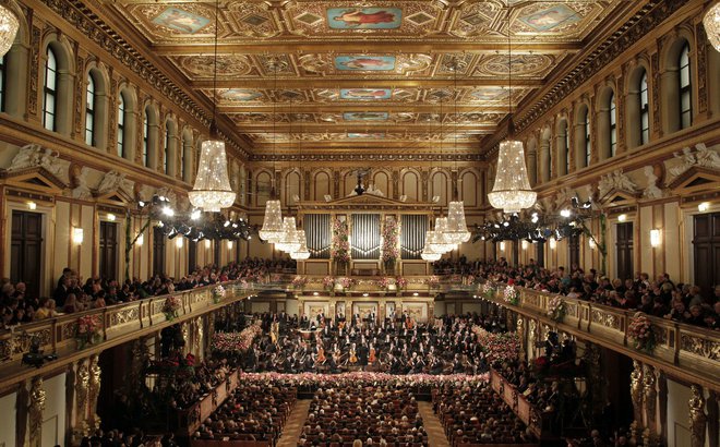 Prvega januarja sledi dunajski novoletni pozdrav svetu, najbolj priljubljeni koncert klasične glasbe z Dunajskimi filharmoniki. Foto Reuters