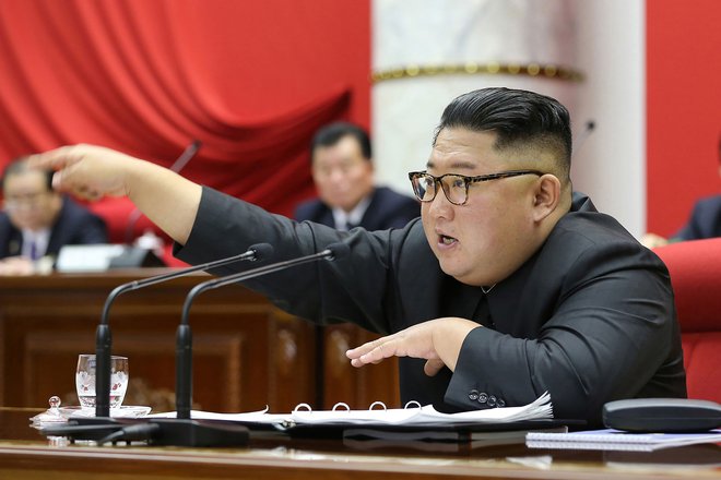 Severnokorejski voditelj Kim Džong Un se je še vedno pripravljen pogovarjati z Washingtonom. FOTO: AFP